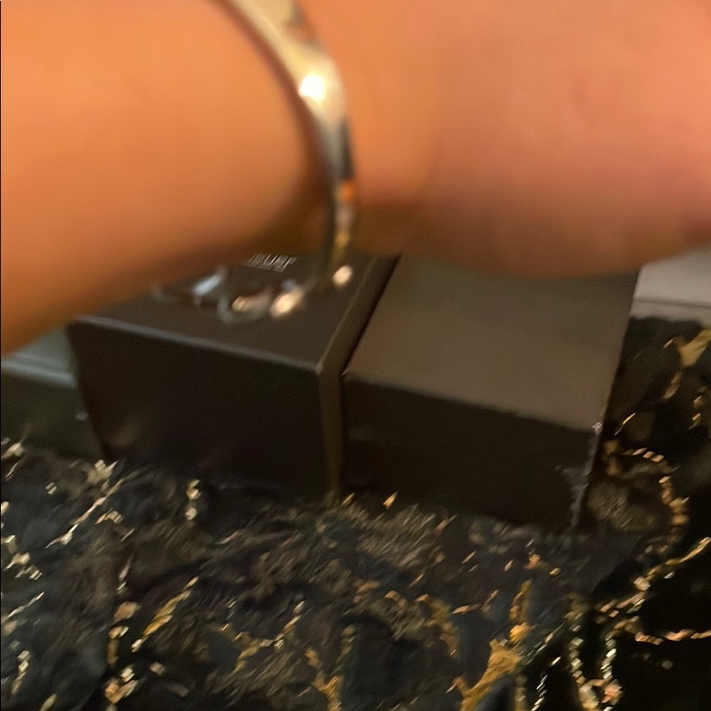 Gucci Black And Silver Rectangular Watch - image 7